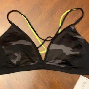 Athleta M Freestyle Camo Bikini top black neon swim bathing suit bra top strappy
